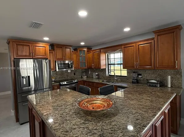 1771 NW 191st St, Miami Gardens, FL 33056