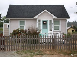 2840 State Route 105, Grayland, WA 98547