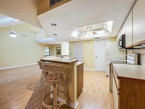 5th image of 205 Woodshire LN #18
