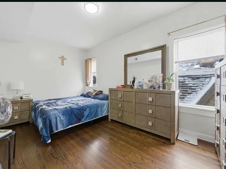 1059 N Central Park Ave #2 — Photo 7