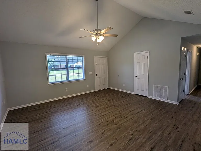 177 Sheila Dr — Photo 9