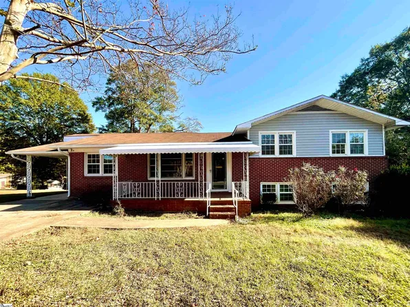 203 Collins Ave, Spartanburg, SC 29306