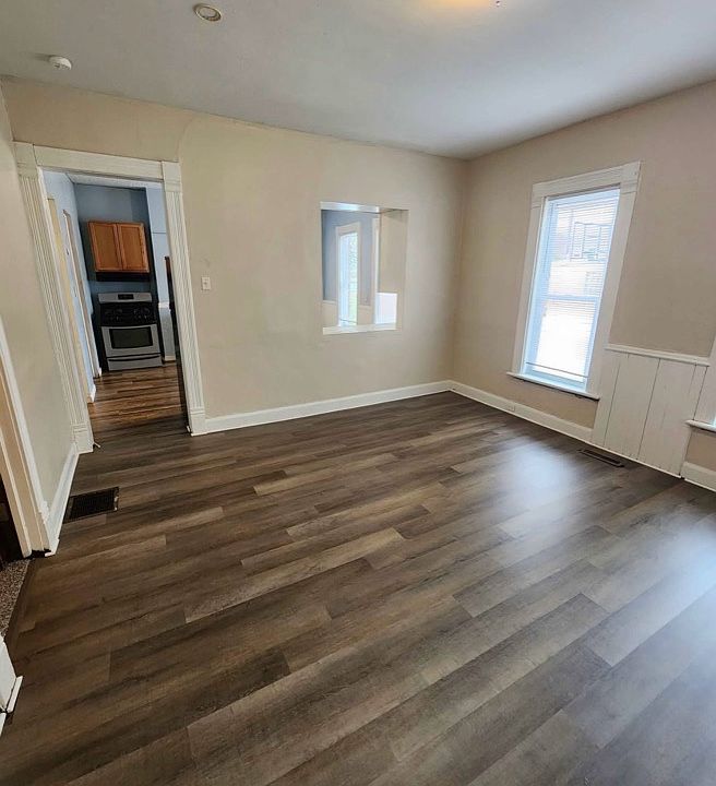 1st image of 134 W 26th St #C