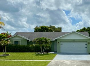 300 La Mancha Ave, Royal Palm Beach, FL 33411