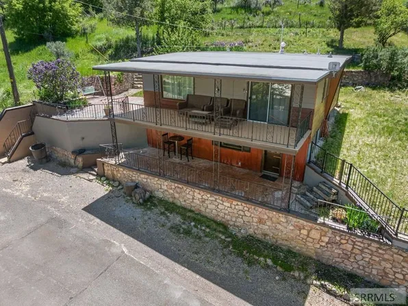 191 E Booth St, Lava Hot Springs, ID 83246