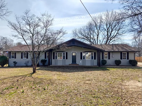 210 Diamond Dr, Mc Kenzie, TN 38201