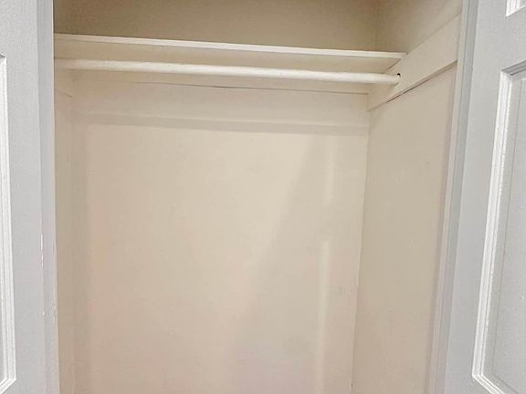 5th image of 309 E 37th St #4Y