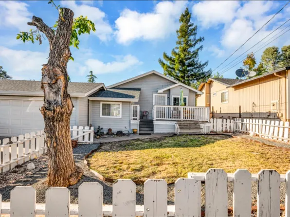 19120 Colt Court, Hidden Valley Lake, CA 95467