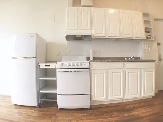 Rented by Ink Realty Services LLC | media 8