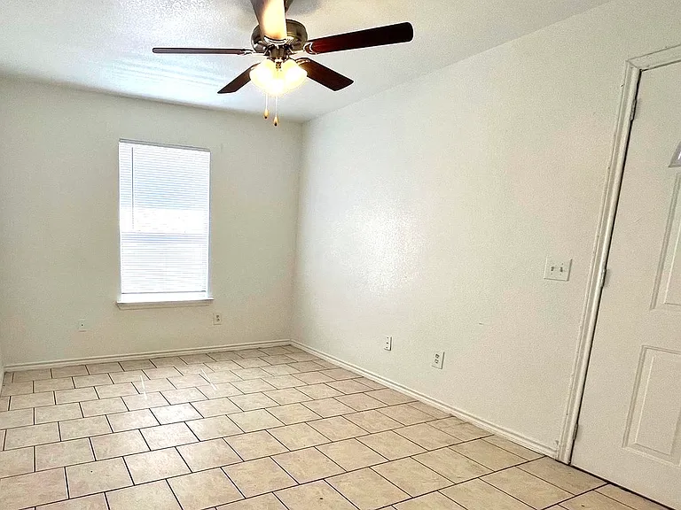 5500 David Strickland Rd — Photo 23