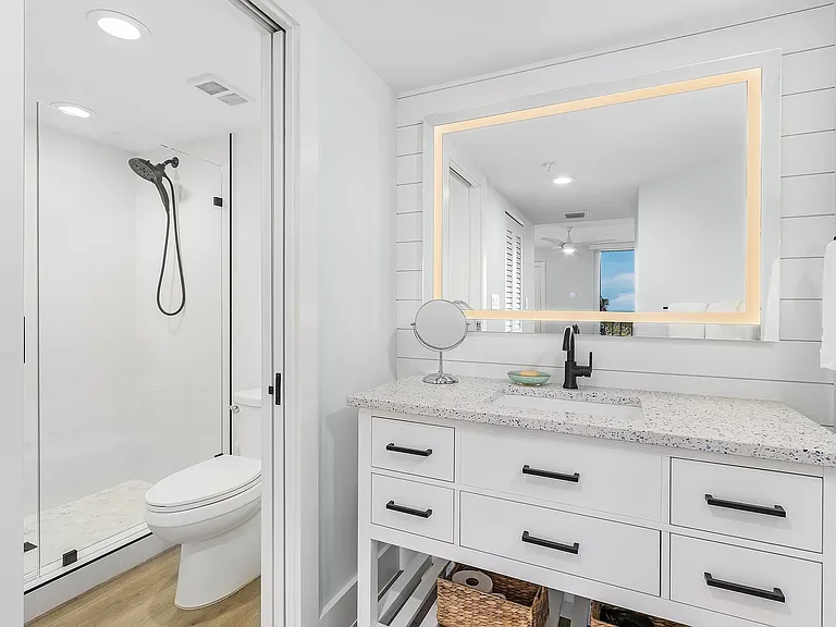 50 Seagate Dr #302B — Photo 19