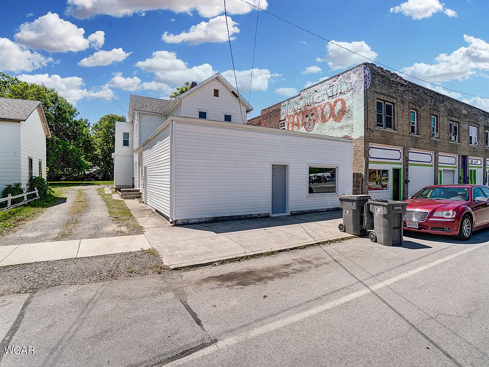 1st image of 635-639 N Main St