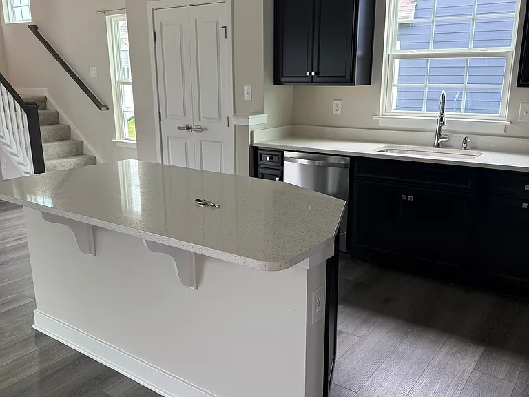 116 Ryker Rd W — Photo 16