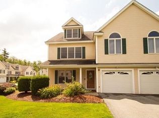 216 Rangeway Rd UNIT 121, North Billerica, MA 01862