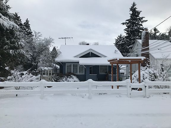 3rd image of 8009 S Park Ave