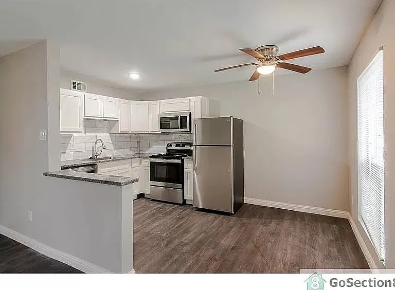 210-100 S Bowser Rd — Photo 1