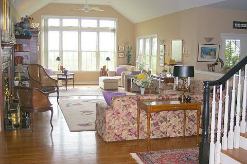 Room for large gatherings!