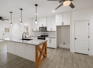 145 Barcelona St, Mabank, TX 75156