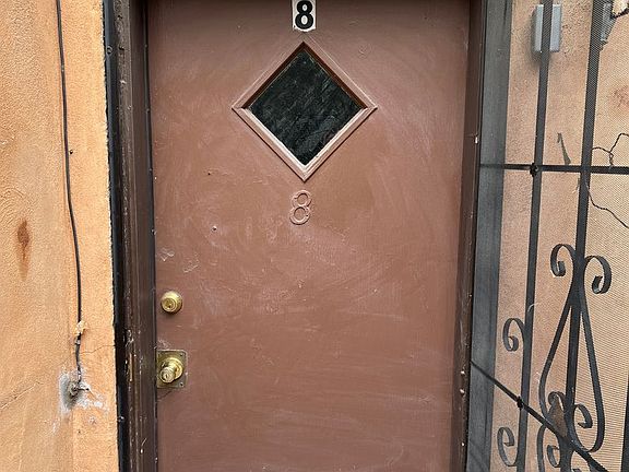 3rd image of 414 Pine St SE APT 08