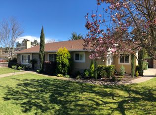 1095 Pratt Ave, Saint Helena, CA 94574