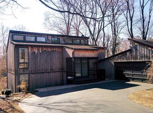 614 Hunters Ridge Dr, SAINT LOUIS, MO 63135