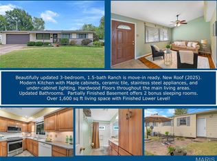 900 Gladiola Dr, Florissant, MO 63031
