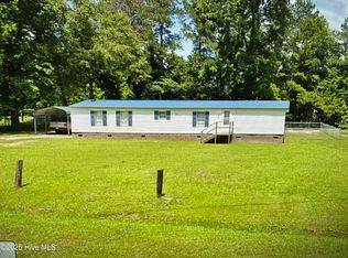 19061 Hardee St, Laurel Hill, NC 28351
