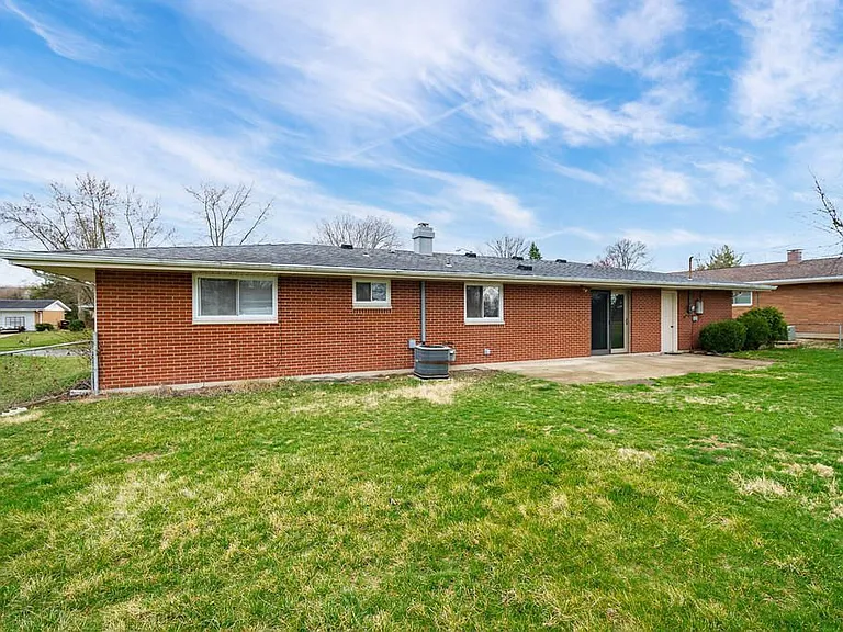1121 Peidmont Dr — Photo 24