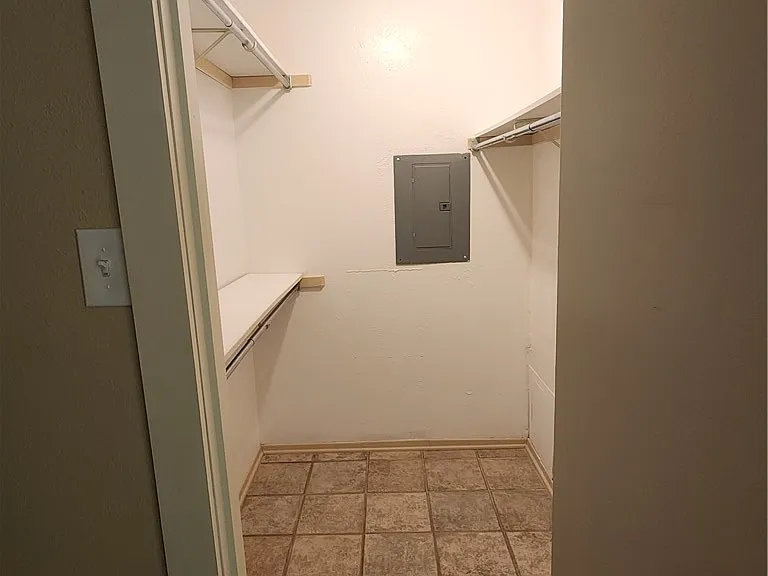 1901 Holleman Dr W #201 — Photo 18