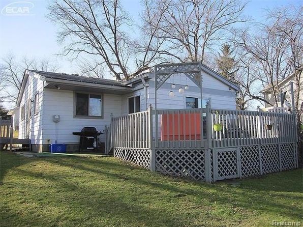 5854 Bullard Rd