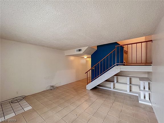 5th image of 4110 Mississippi Ave