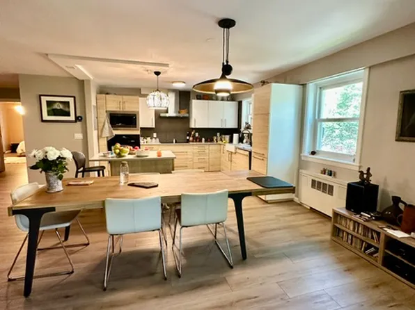 131 Sewall Ave APT 31, Brookline, MA 02446