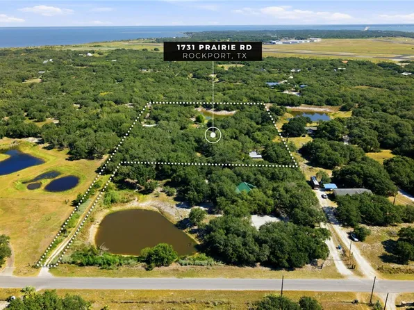 1731 Prairie Rd, Rockport, TX 78382