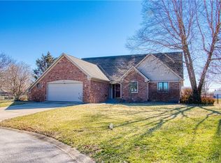 2675 Par Ct, Greenwood, IN 46143