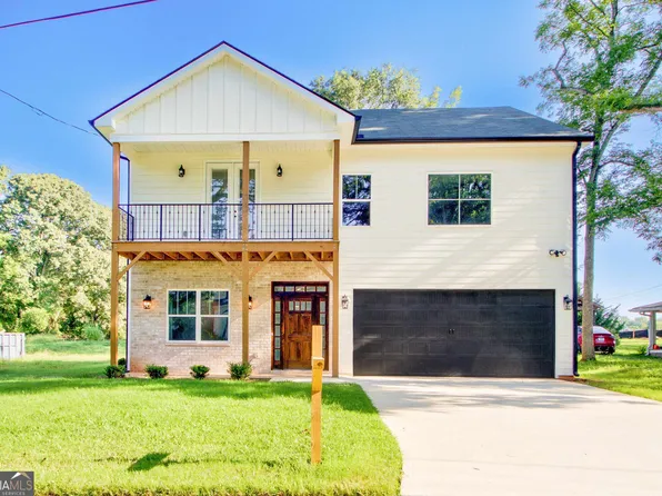 137 Gable Rd, Brooks, GA 30205