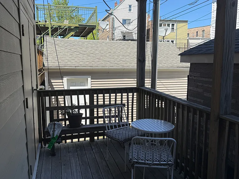 2301 N Maplewood Ave #1E — Photo 14