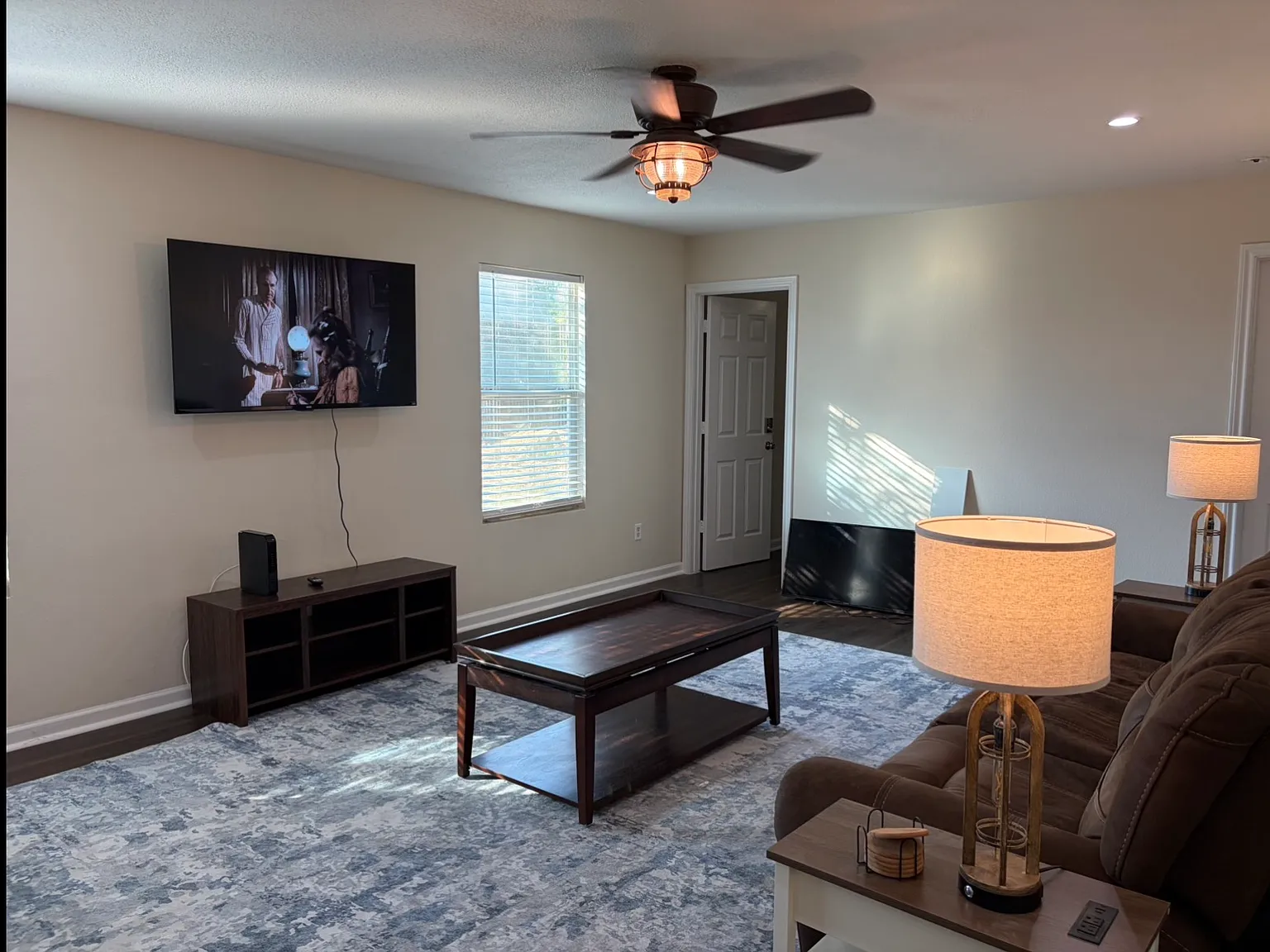 3 bed, 1232 sqft, $750 — Photo 3