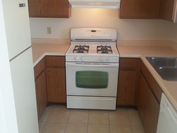 3rd image of 2601-2649 Morningside Dr #1