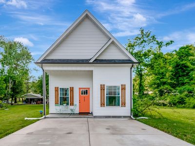 517 Main St, Burns, TN, 37029