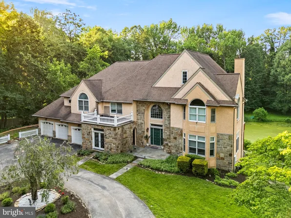 411 Marie Dr, Wallingford, PA 19086