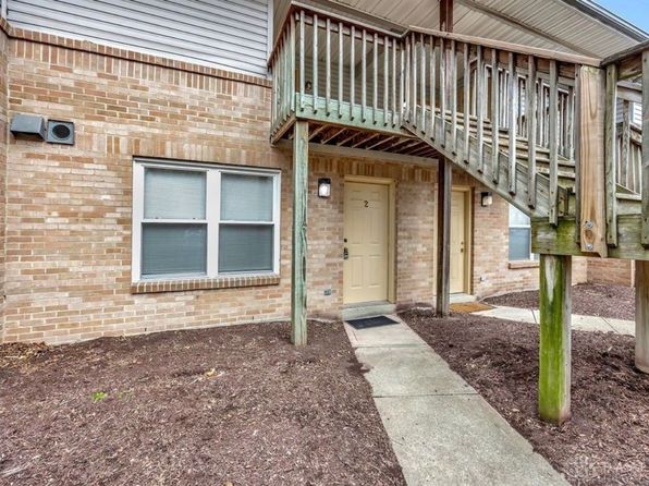 978 Irving Ave APT 2