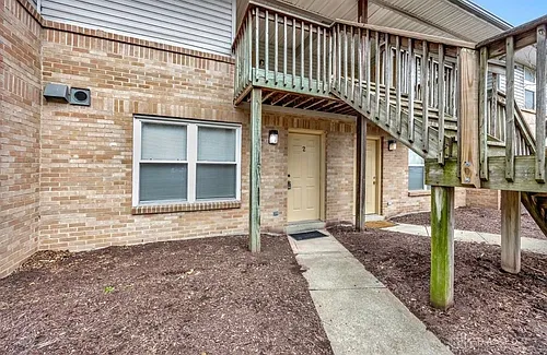 978 Irving Ave #2 Photo 1