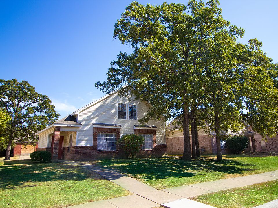 1st image of 1036 Burlywood Dr