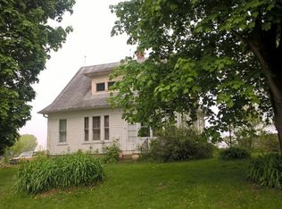 5035 Oil Valley School Rd, Mount Carroll, IL 61053