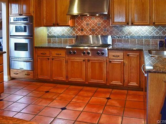 2nd image of 6116 Park Crest Dr