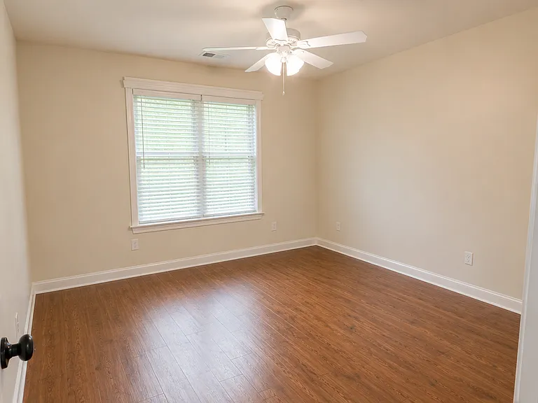 10295 Medridge Cir — Photo 10