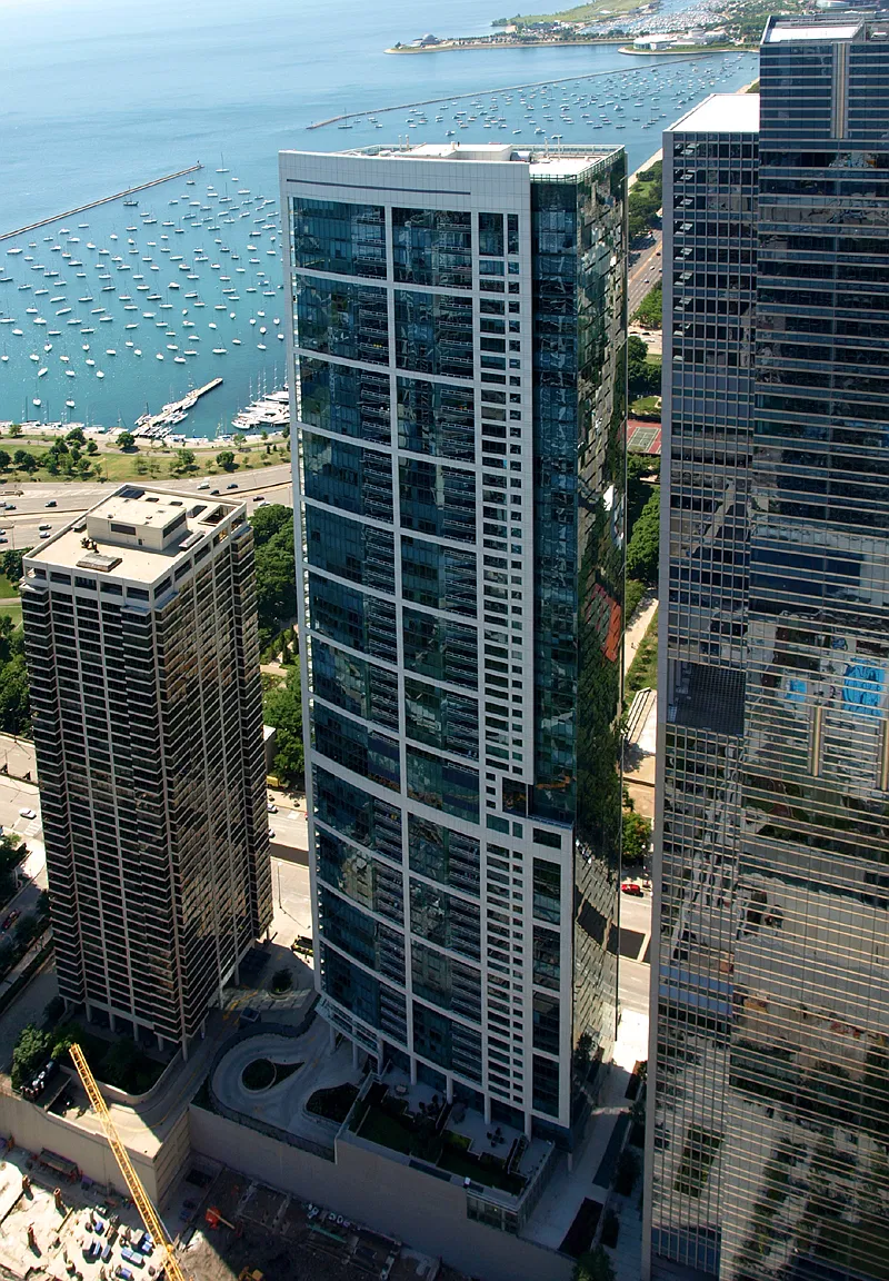 1 bed, 1.5 bath, 1337 sqft, $4,100 — Photo 2
