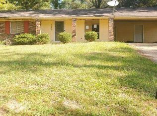 1086 Autumn St, Jackson, MS 39212