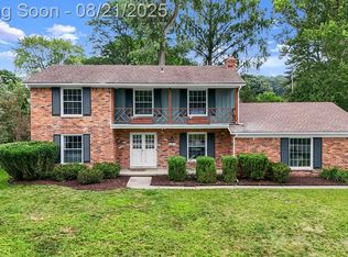 31472 Sunset Dr, Beverly Hills, MI