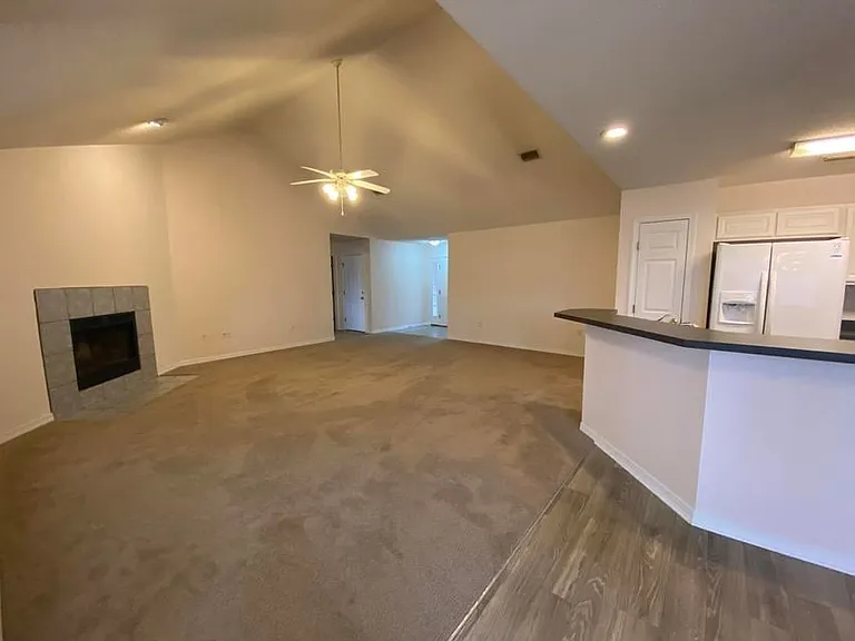 6728 Leisure St — Photo 12